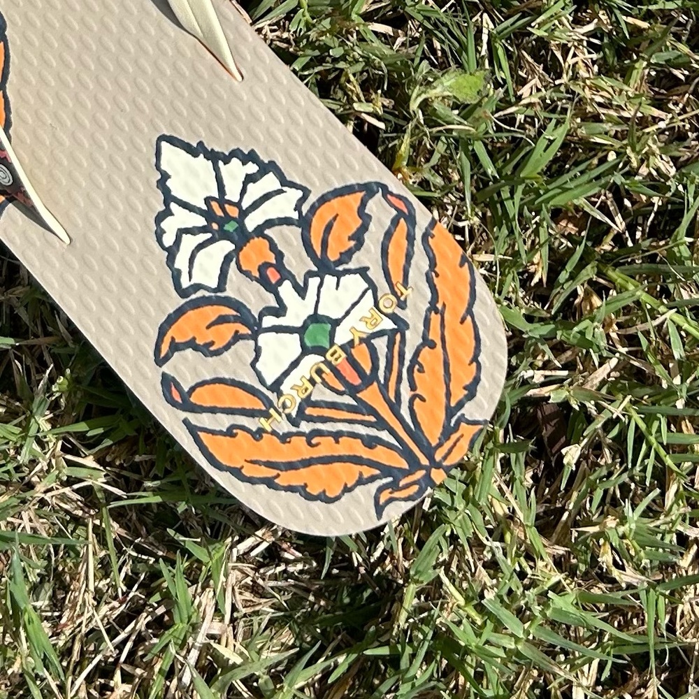 Tory Burch Flip-Flops - Picture 7 of 11